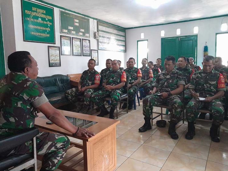 Berikan Jamdan, Danramil Sampaikan Pesan Dandim 0704/ Banjarnegara Terkait Tugas Pokok Babinsa