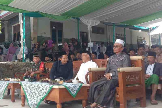 Mewakili Danramil Pelda Teguh Rahayu Hadiri Pengajian Akbar Haul Al Maghfurlah KH Mustamir