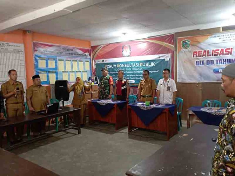 Babinsa Bersama Bhabinkamtibmas Dampingi FKP Pendataan Regsosek Tingkatkan Pemberdayaan Masyarakat Secara Optimal