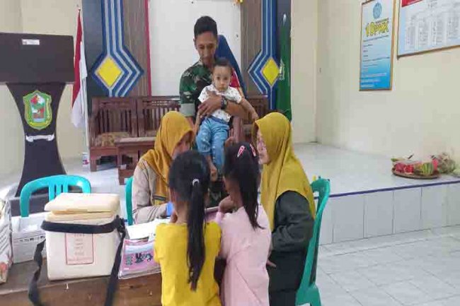 Wujudkan Balita Sehat Bebas Stunting Babinsa Serda Wasis Giat Pendampingan Posyandu Balita
