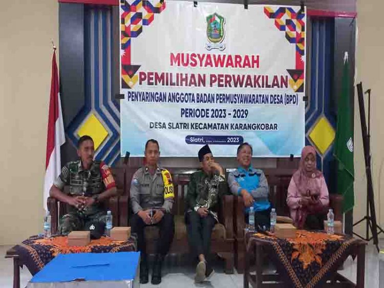 Mewakili Danramil Babinsa Koramil 04/Karangkobar Hadiri Penjaringan Anggota BPD Desa Slatri