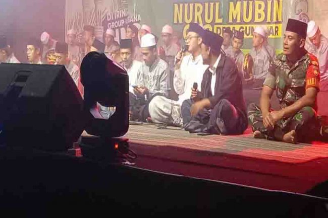 Babinsa Koramil 04/Karangkobar Hadiri Undangan Pondok Pesantren Nurul Mubin Bersholawat