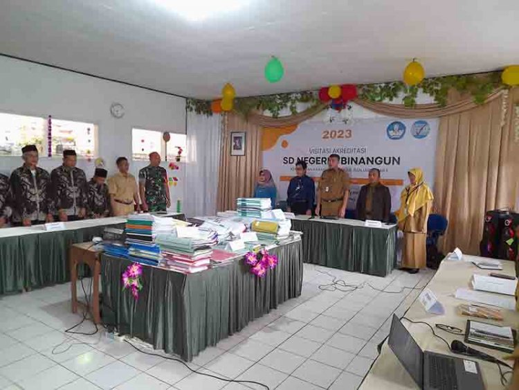 Mewakili Danramil Babinsa Hadiri Visitasi Akredetasi SD Negeri 3 Binangun