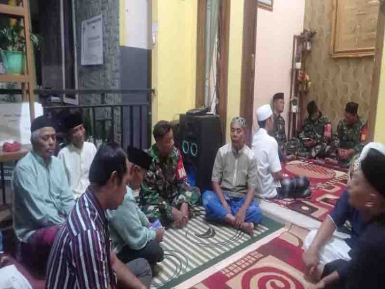 Mengenang 40 Hari Almarhum Sertu Yusrizal Danramil Bersama Anggota Ikuti Yasinan Dan Tahlil