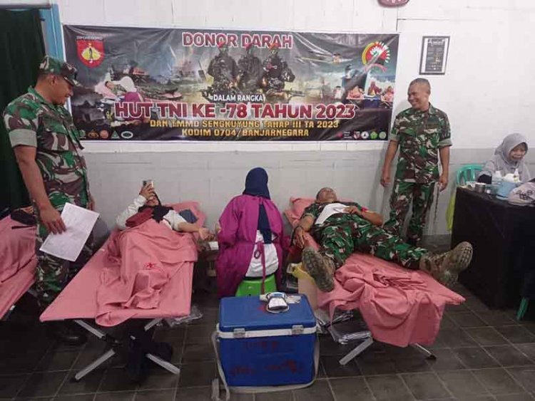 Aksi Donor Darah Dalam Rangka HUT TNI Ke 78 Dan TMMD Sengkuyung Tahap IIl Tahun 2023 Kodim 0704/Banjarnegara