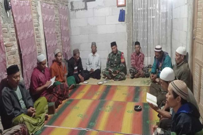 Jadikan Pengajian Rutin Sebagai Ajang Silaturahmi Babinsa