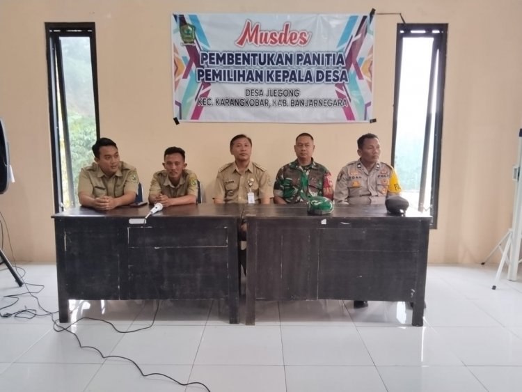 Serma Sujatnoto Hadiri Musdes Pembentukan Panitia Pemilihan Kepala Desa Jlegong