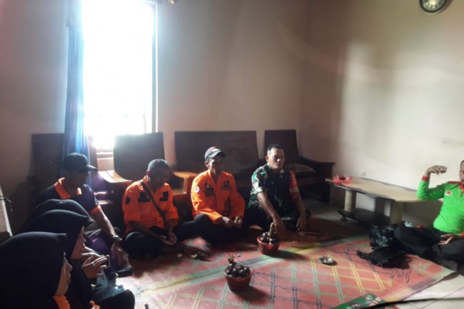 Babinsa Hadiri Pertemuan Rutin Relawan Forum Destana Karangkobar