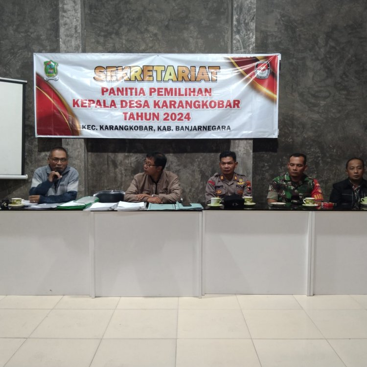 Babinsa Koramil 04/Karangkobar Hadiri Monef Persiapan Pilkades Desa Karangkobar