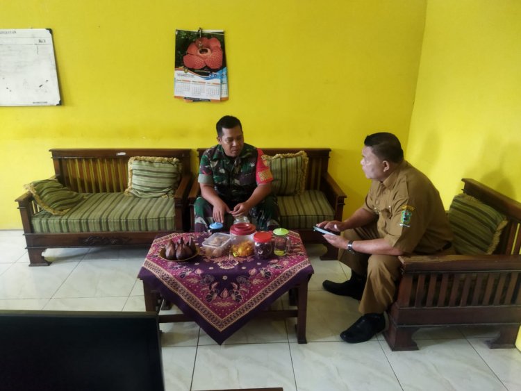 Perkenalan Babinsa Baru Koramil 04/Karangkobar Dengan Kepala Desa Paweden