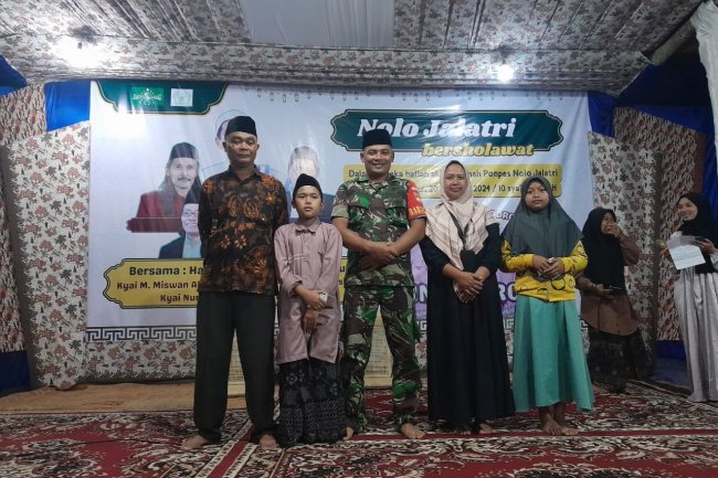 Babinsa Hadiri Qotmil Qur'an Akhirussanah Pondok Pesantren Nolo Jalatri Karangkobar