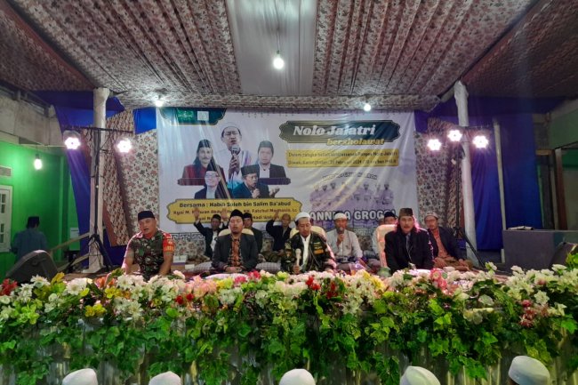 Gema Sholawat Dalam Rangka Haflah Ahirussanah Santriwan Santriwati Ponpes Nolo jalatri Karangkobar