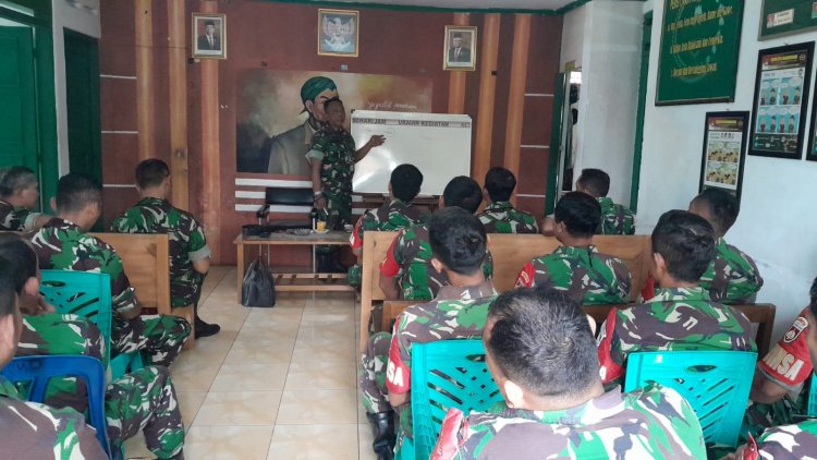 Danramil Berikan Arahan Tentang Sikap Netralitas TNI Selama Berlangsungnya Pemilu Tahun 2024