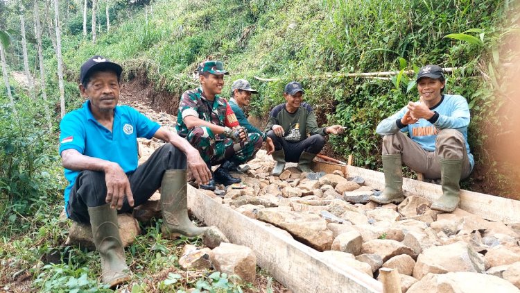 Aktif Kewilayah, Babinsa Serda Suratno Melaksanakan Komsos Dengan Warga Binaan