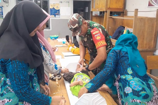 Sebagai Wujud Kepedulian Babinsa Terhadap Kesehatan Balita Merupakan Upaya Pencegahan Stunting