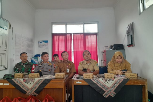 Mewakili Danramil Serma Sujatnoto Hadiri Sosialisasikan Atas Kebakaran Los B Pasar Karangkobar