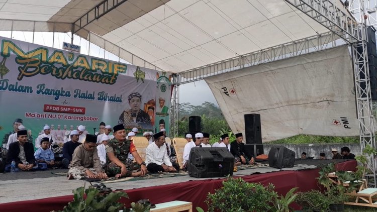 Gema Sholawat Berkomandang Dalam Rangka Halal Bihalal SMK Dan SMP Ma'arif NU 1 Karangkobar