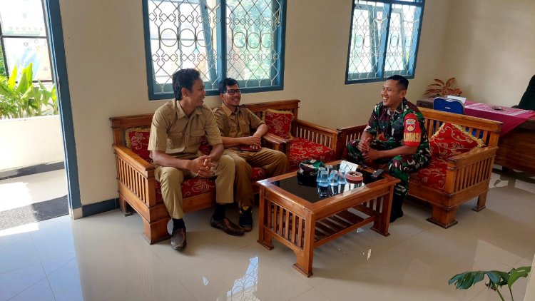 Komsos Bersama Perangkat Desa Menjadikan Hubungan Kerja Antara Babinsa Dan Aparat Desa Semakin Solid