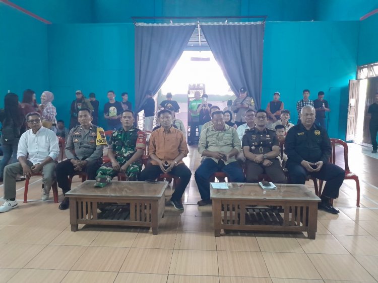 Mewakili Danramil Babinsa Hadiri Sosialisasi Di Bidang Cukai Peredaran Rokok Iegal Di Wilayah Kecamatan