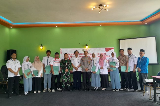 Danramil 04/Karangkobar Hadiri Kegiatan Pembubaran Panitia HUT RI Ke 79 Tahun 2024