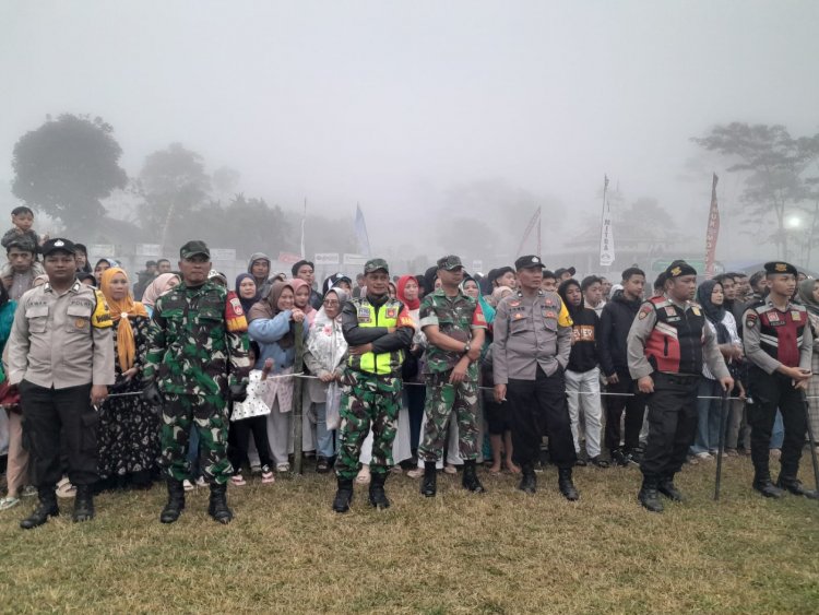 Koramil Bersama Polsek Karangkobar Amankan Laga Final Open Turnamaen Leksana Cup V