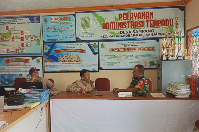 Pererat Silaturahim Babinsa Jalin Komsos Dengan Perangkat Desa Sampang