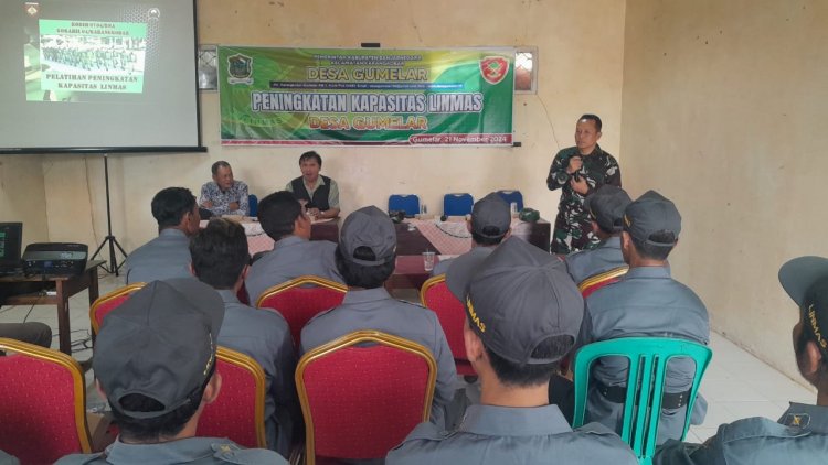 Kapten Inf Imam Haryitno Sebagai Narasuber Peningkatan Kapasitas Linmas Desa Gumelar