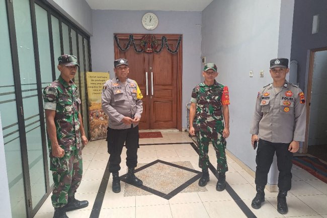 Koramil Bersama Polsek Karangkobar Patroli Ke Gereja Menjelang Natal 2024 Dan Tahun Baru 2025