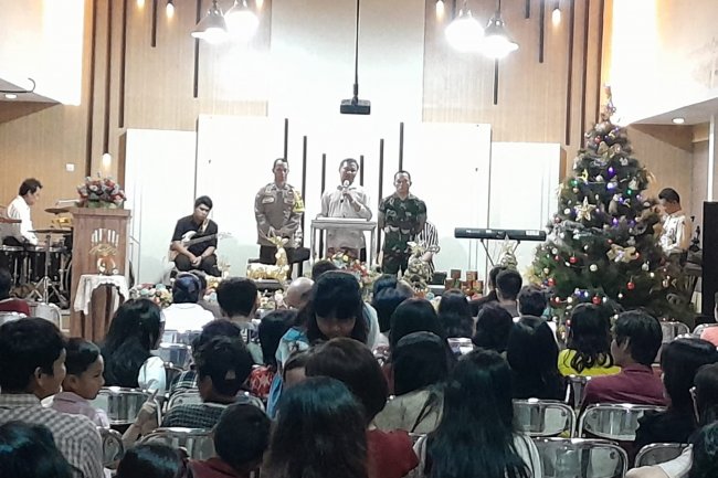 Hadiri Perayaan Natal Pesen Danramil Sebagai Saudara Beda Agama Kita Akan Selalu Bergandengan Tangan