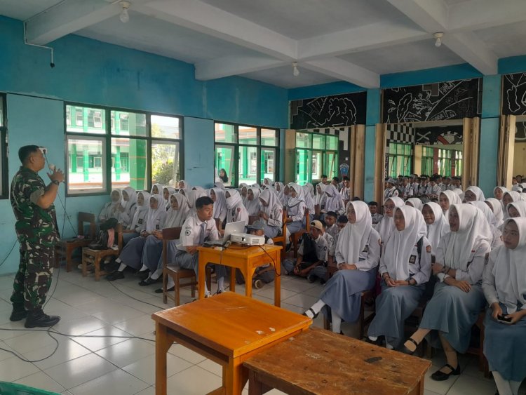 Pelda Sujatnoto Berikan Materi Wasbang Pelajar Tentang Generasi Muda Dan Menanamkan Jiwa Bela Negara