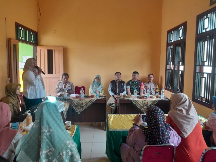 Mewakili Danramil Sertu Tohar Hadiri Pertemuan Ikatan Kelompok Wanita Tani Banjarnegara Aswatabara