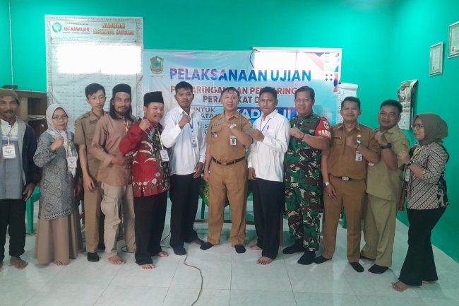 Babinsa Koramil 04/Karangkobar Pantau Langsung Ujian Calon Kepala Dusun ll Desa Pasuruhan